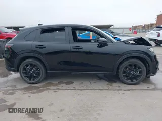 2024 Honda HR-V Sport with VIN 3CZRZ1H52RM745677, listed as a IAAI auction lot 41706640 with 28,696 mi miles. Bid and sale history available at carsss.com. Image 14.