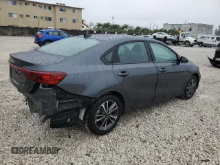 2024 Kia Forte LXS with VIN 3KPF24ADXRE789386, listed as a Copart auction lot 42318845 with 28,600 mi miles and Salvage Title. Bid and sale history available at carsss.com. Image 3.