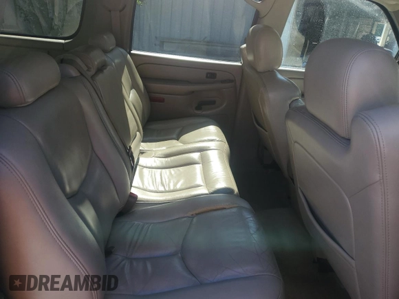 2005 Chevrolet Suburban LS with VIN 1GNEC16Z05J146304, listed as a Copart auction lot 55259115 with 480,248 mi miles and Salvage title. Bid and sale history available at DreamBid. Image 11.