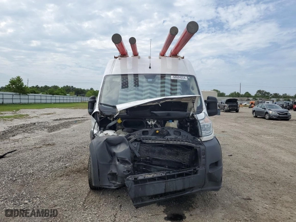 2019 Ram ProMaster Cargo Van with VIN 3C6TRVDG3KE563133, listed as a Copart auction lot 68084554 with 87,820 mi miles and Salvage Title. Bid and sale history available at carsss.com. Image 5.