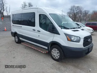 2019 Ford Transit with VIN 1FTYR2CM4KKA63287, listed as a IAAI auction lot 41910079 with 95,472 mi miles. Bid and sale history available at carsss.com. Image 1.