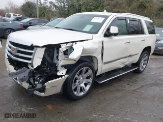 2015 Cadillac Escalade Premium with VIN 1GYS4NKJ9FR547587, listed as a IAAI auction lot 41556378 with 155,038 mi miles. Bid and sale history available at carsss.com. Image 17.