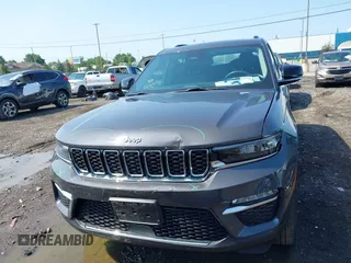 2022 Jeep Grand Cherokee with VIN 1C4RJYB67N8716360, listed as a IAAI auction lot 42464479 with 17,208 mi miles and . Bid and sale history available at DreamBid. Image 12.