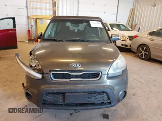 2012 Kia Soul + with VIN KNDJT2A64C7452975, listed as a IAAI auction lot 41635133 with 164,937 mi miles. Bid and sale history available at carsss.com. Image 12.
