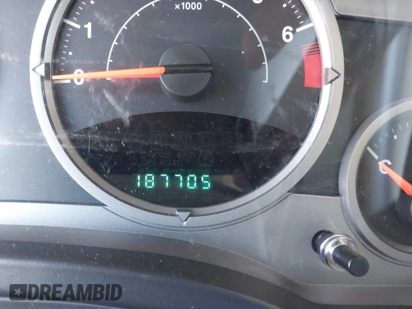 2007 Jeep Patriot Limited с VIN 1J8FF48W47D424723, выставлен на аукционе IAAI как лот 42266863 с пробегом 187 705 миль миль и . История ставок и продаж доступна на DreamBid. Изображение 15.