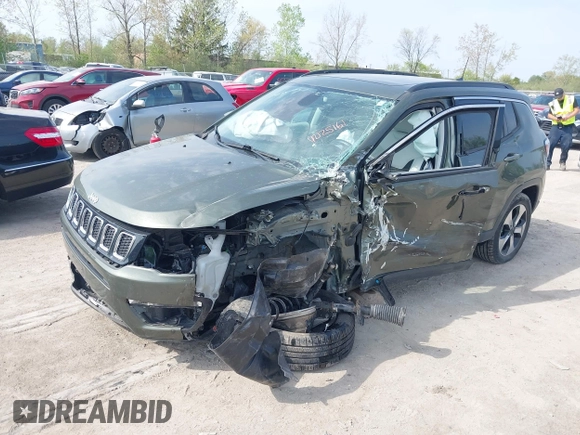2018 Jeep Compass Latitude with VIN 3C4NJDBB4JT176031, listed as a IAAI auction lot 42125161 with 32,761 mi miles and . Bid and sale history available at DreamBid. Image 17.