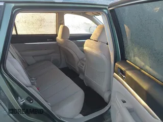 2013 Subaru Outback 2.5i Premium with VIN 4S4BRBCC2D3270699, listed as a IAAI auction lot 41423449 with 141,573 mi miles. Bid and sale history available at carsss.com. Image 8.