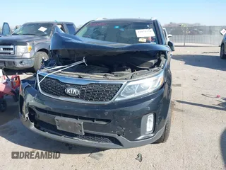 2014 Kia Sorento LX with VIN 5XYKT4A79EG482567, listed as a IAAI auction lot 41832550 with Not Provided miles and . Bid and sale history available at carsss.com. Image 6.