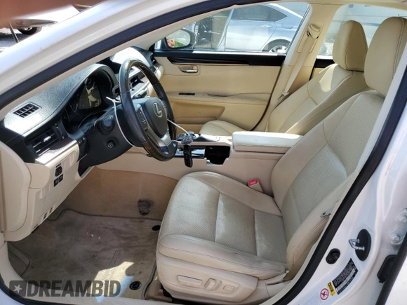 2014 Lexus ES 330 with VIN JTHBK1GG3E2105198, listed as a Copart auction lot 60158885 with 107,713 mi miles and Salvage title. Bid and sale history available at DreamBid. Image 7.