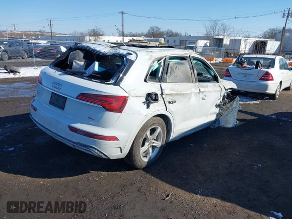 2024 Audi Q5 Premium with VIN WA1ABAFY8R2043756, listed as a IAAI auction lot 41410186 with 23,906 mi miles and . Bid and sale history available at DreamBid. Image 4.