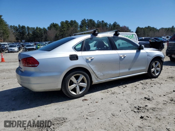 2013 Volkswagen Passat SE w/Sunroof & Nav with VIN 1VWBP7A39DC028709, listed as a Copart auction lot 49280055 with 171,325 mi miles and Clean Title. Bid and sale history available at carsss.com. Image 3.