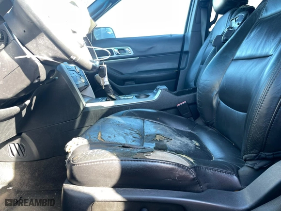 2015 Ford Explorer XLT with VIN 1FM5K7D91FGA75562, listed as a Copart auction lot 73059294 with 116,797 mi miles and Salvage Title. Bid and sale history available at carsss.com. Image 7.