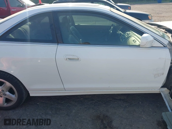 2001 Honda Accord EX с VIN 1HGCG22581A001018, выставлен на аукционе IAAI как лот 42104460 с пробегом 132 247 миль миль и . История ставок и продаж доступна на DreamBid. Изображение 13.