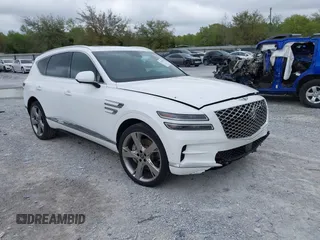 2023 Genesis GV80 z VIN KMUHCESC7PU109750, wystawiony jako IAAI lot #41950393 z przebiegiem 27 229 mil mil oraz . Historia ofert i sprzedaży dostępna na DreamBid. Obrazek 1.