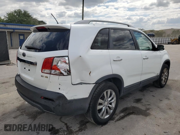 2011 Kia Sorento EX with VIN 5XYKUDA29BG036660, listed as a Copart auction lot 52547975 with 210,477 mi miles and Salvage Title. Bid and sale history available at carsss.com. Image 3.