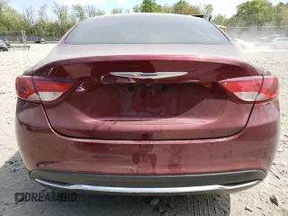 2015 Chrysler 200 Limited z VIN 1C3CCCABXFN582159, wystawiony jako Copart lot #53209775 z przebiegiem 120 183 mil mil oraz Szkoda całkowita • Salvage title. Historia ofert i sprzedaży dostępna na DreamBid. Obrazek 6.