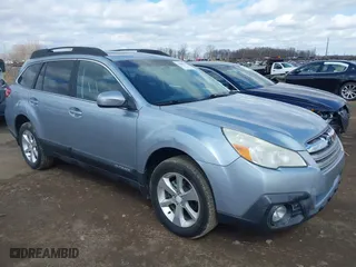 2013 Subaru Outback 2.5i Premium with VIN 4S4BRCGC4D3281879, listed as a IAAI auction lot 41889056 with 154,710 mi miles. Bid and sale history available at carsss.com. Image 1.