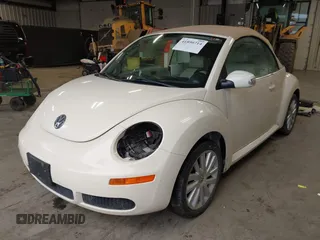 2009 Volkswagen Beetle S с VIN 3VWRG31Y89M409086, выставлен на аукционе IAAI как лот 41890714 с пробегом 100 034 миль миль и . История ставок и продаж доступна на DreamBid. Изображение 18.