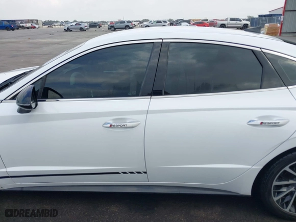 2020 Hyundai Sonata SEL Plus with VIN 5NPEJ4J26LH008699, listed as a IAAI auction lot 41884974 with 59,374 mi miles. Bid and sale history available at carsss.com. Image 15.