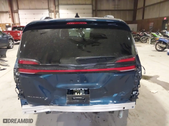 2023 Chrysler Pacifica Hybrid Limited with VIN 2C4RC1S74PR554723, listed as a IAAI auction lot 41317141 with 16,960 mi miles. Bid and sale history available at carsss.com. Image 16.
