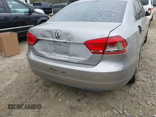 2013 Volkswagen Passat SE w/Sunroof & Nav with VIN 1VWBP7A30DC112563, listed as a IAAI auction lot 41917390 with 222,008 mi miles. Bid and sale history available at carsss.com. Image 12.