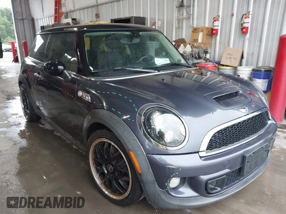 2012 MINI Hardtop S with VIN WMWSV3C53CTY17546, listed as a IAAI auction lot 42312660 with 100,188 mi miles and . Bid and sale history available at DreamBid. Image 1.