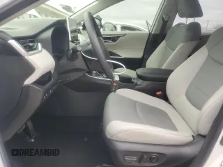 2024 Toyota RAV4 Hybrid XLE Premium с VIN JTMB6RFV2RJ046614, выставлен на аукционе Copart как лот 51160525 с пробегом 18 365 миль миль и Списание • Salvage title. История ставок и продаж доступна на DreamBid. Изображение 7.