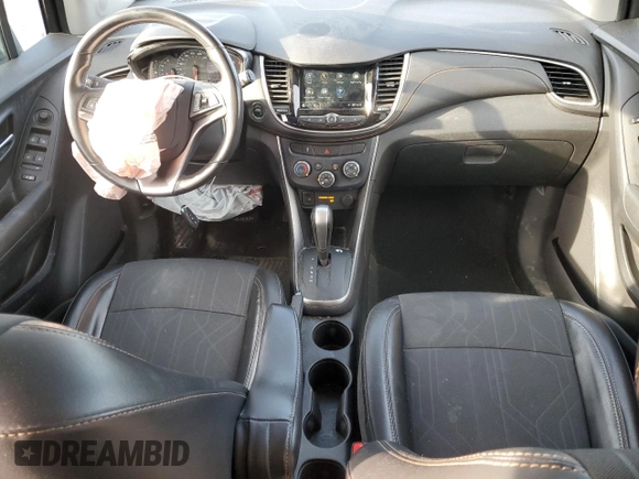 2019 Chevrolet Trax LT with VIN 3GNCJLSB2KL390560, listed as a Copart auction lot 46326825 with 98,469 mi miles and Clean Title. Bid and sale history available at carsss.com. Image 8.