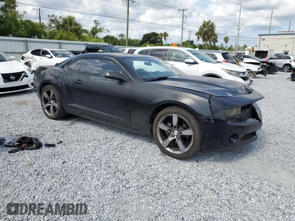 2013 Chevrolet Camaro LS с VIN 2G1FA1E3XD9167695, выставлен на аукционе Copart как лот 58747745 с пробегом 149 803 миль миль и Чистый • Clean title. История ставок и продаж доступна на DreamBid. Изображение 4.