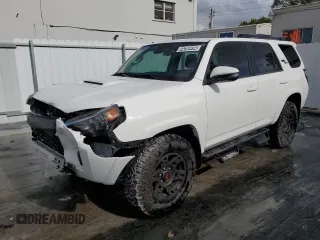 2024 Toyota 4Runner TRD Off Road with VIN JTERU5JR2R6291595, listed as a Copart auction lot 84260494 with 3,393 mi miles and Clean title. Bid and sale history available at DreamBid. Image 1.