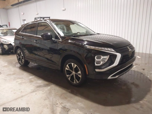 2022 Mitsubishi Eclipse Cross SE with VIN JA4ATWAA3NZ057229, listed as a IAAI auction lot 41636478 with 43,844 mi miles. Bid and sale history available at carsss.com. Image 1.