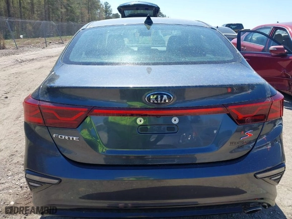 2019 Kia Forte S with VIN 3KPF34AD4KE016075, listed as a IAAI auction lot 41887992 with 91,164 mi miles. Bid and sale history available at carsss.com. Image 16.