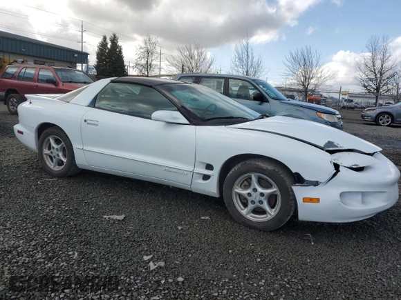 2001 Pontiac Firebird Formula with VIN 2G2FV22G112116104, listed as a Copart auction lot 47191405 with 66,990 mi miles and Salvage title. Bid and sale history available at DreamBid. Image 4.