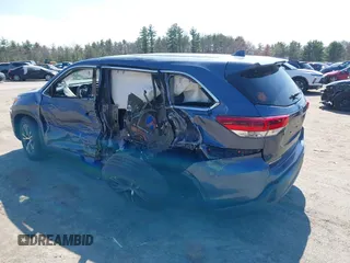 2018 Toyota Highlander LE с VIN 5TDBZRFH9JS837716, выставлен на аукционе IAAI как лот 42075645 с пробегом 36 893 миль миль и . История ставок и продаж доступна на DreamBid. Изображение 3.