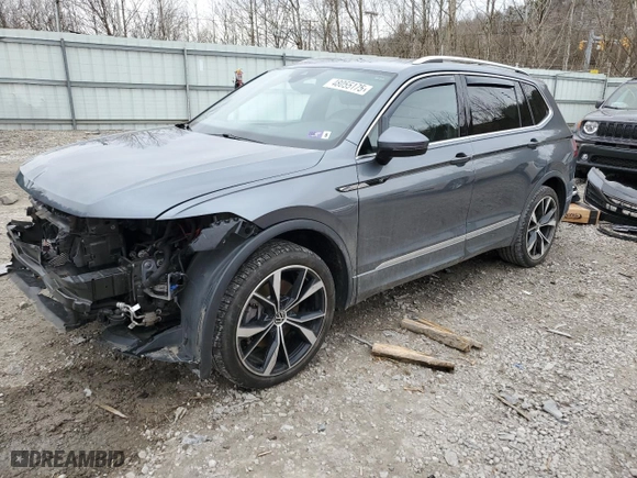 2022 Volkswagen Tiguan SEL R-Line with VIN 3VV4B7AX1NM149958, listed as a Copart auction lot 48055175 with 31,908 mi miles and Salvage Title. Bid and sale history available at carsss.com. Image 1.