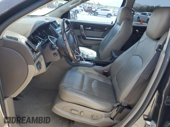 2016 GMC Acadia Denali z VIN 1GKKVTKD2GJ170221, wystawiony jako Copart lot #56759755 z przebiegiem 128 622 mil mil oraz Szkoda całkowita • Salvage title. Historia ofert i sprzedaży dostępna na DreamBid. Obrazek 7.