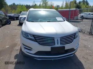 2017 Lincoln MKC Reserve with VIN 5LMCJ3D93HUL46478, listed as a IAAI auction lot 42147121 with 60,316 mi miles and . Bid and sale history available at DreamBid. Image 12.