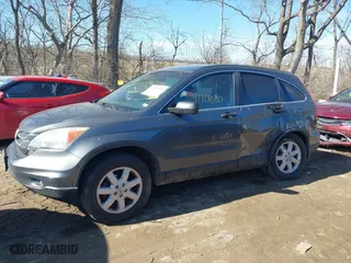 2011 Honda CR-V SE with VIN 5J6RE4H40BL108007, listed as a IAAI auction lot 41701030 with 125,813 mi miles. Bid and sale history available at carsss.com. Image 14.