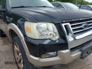 2008 Ford Explorer Eddie Bauer with VIN 1FMEU64E28UA69159, listed as a IAAI auction lot 42122400 with 188,002 mi miles. Bid and sale history available at carsss.com. Image 12.