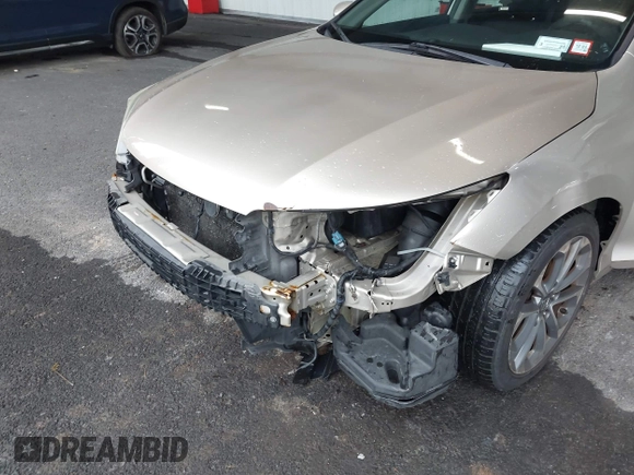 2014 Honda Accord Sedan Sport with VIN 1HGCR2F51EA205959, listed as a IAAI auction lot 40234315 with 157,505 mi miles. Bid and sale history available at carsss.com. Image 6.