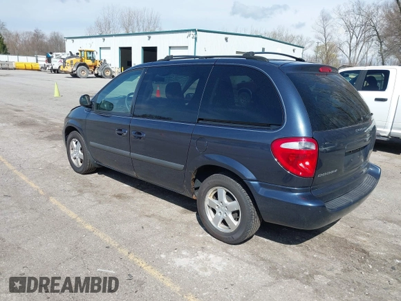 2007 Dodge Caravan SXT with VIN 1D4GP45R07B161443, listed as a IAAI auction lot 41829566 with 83,810 mi miles and . Bid and sale history available at carsss.com. Image 3.