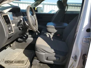 2012 Ram 2500 ST z VIN 3C6TD5CT0CG233131, wystawiony jako Copart lot #46194155 z przebiegiem 133 392 mil mil oraz Nie do naprawy • Non repairable. Historia ofert i sprzedaży dostępna na DreamBid. Obrazek 7.