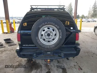 1999 Chevrolet Blazer LS with VIN 1GNCT18W3XK216840, listed as a IAAI auction lot 41534524 with 199,982 mi miles and . Bid and sale history available at DreamBid. Image 16.
