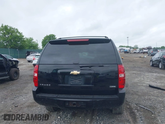 2007 Chevrolet Tahoe LT z VIN 1GNFK13017R210061, wystawiony jako IAAI lot #42256967 z przebiegiem Nie podano mil oraz . Historia ofert i sprzedaży dostępna na DreamBid. Obrazek 17.