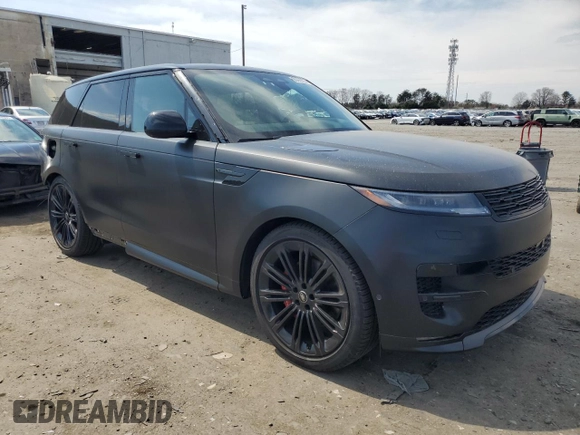 2024 Land Rover Range Rover Sport Dynamic SE with VIN SAL1L9FU2RA411720, listed as a Copart auction lot 50358925 with 10,425 mi miles and Salvage title. Bid and sale history available at DreamBid. Image 4.