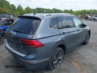 2022 Volkswagen Tiguan SE with VIN 3VV3B7AX9NM089164, listed as a IAAI auction lot 42065583 with 59,270 mi miles and . Bid and sale history available at DreamBid. Image 4.
