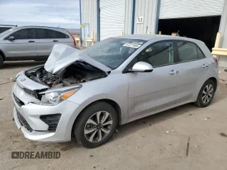 2021 Kia Rio S with VIN 3KPA25AD8ME397371, listed as a Copart auction lot 87277984 with 131,232 mi miles and Salvage Title. Bid and sale history available at DreamBid. Image 1.