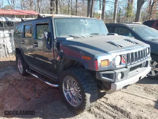 2008 Hummer H2 SUV with VIN 5GRGN23878H109547, listed as a IAAI auction lot 41648526 with 181,692 mi miles. Bid and sale history available at carsss.com. Image 1.