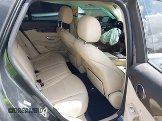 2020 Mercedes-Benz GLC 300 с VIN WDC0G8DB5LF715700, выставлен на аукционе IAAI как лот 42135225 с пробегом 42 423 миль миль и . История ставок и продаж доступна на DreamBid. Изображение 8.