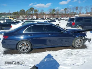 2021 Mercedes-Benz E 350 with VIN W1KZF8EB8MA935738, listed as a IAAI auction lot 41355282 with 63,160 mi miles and . Bid and sale history available at DreamBid. Image 13.